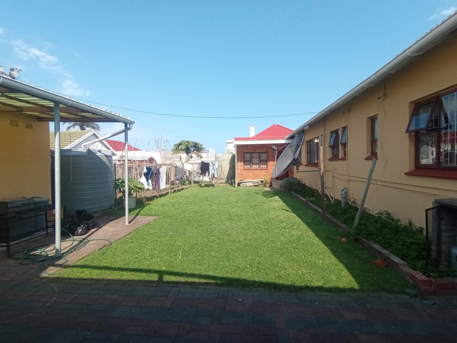 5 Bedroom Property for Sale in Baysville Eastern Cape